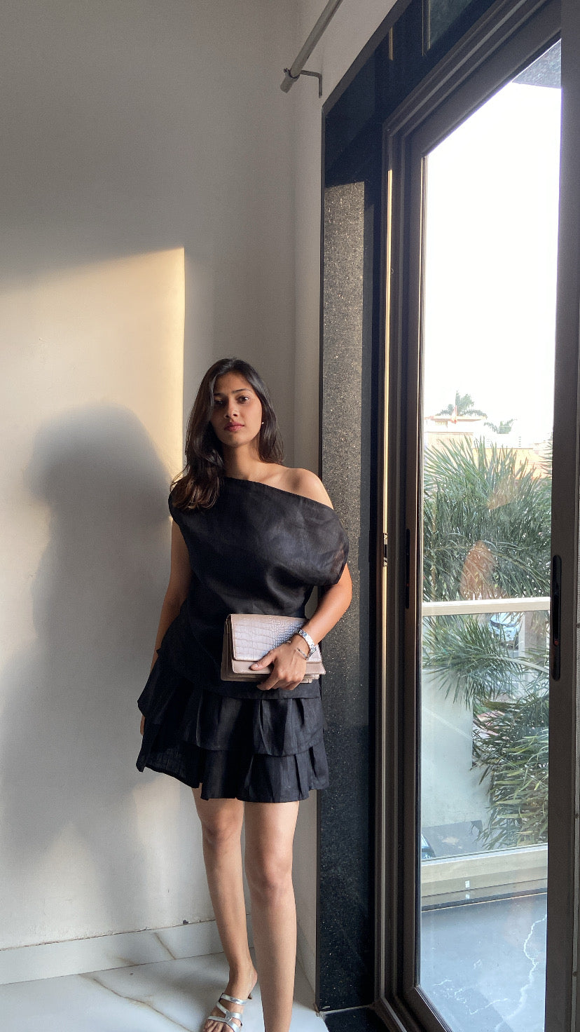 The Classic Black Set