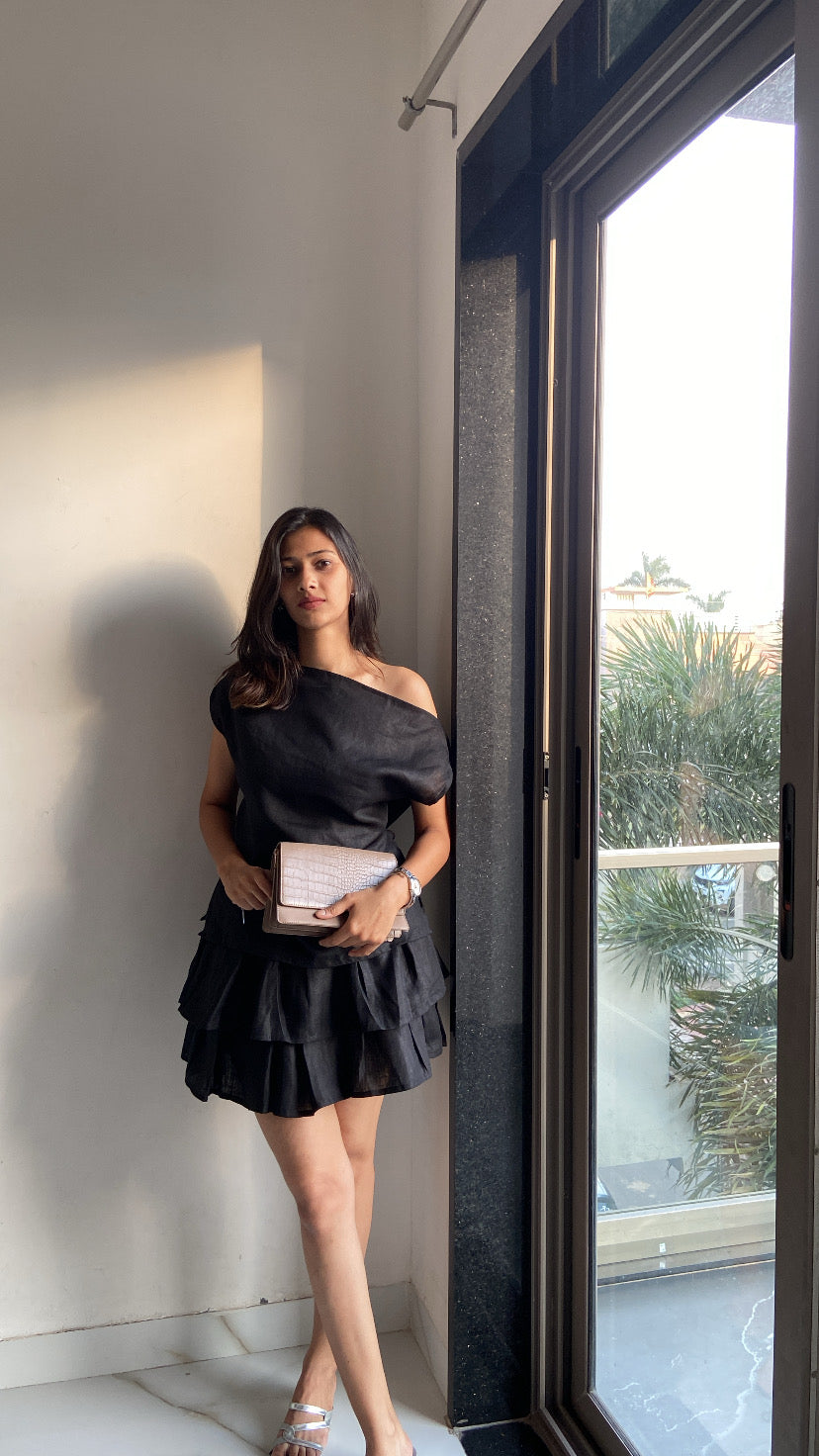 The Classic Black Set